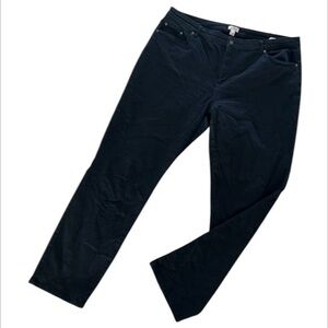 LOGO size 18W women’s plus size straight leg jeans in black